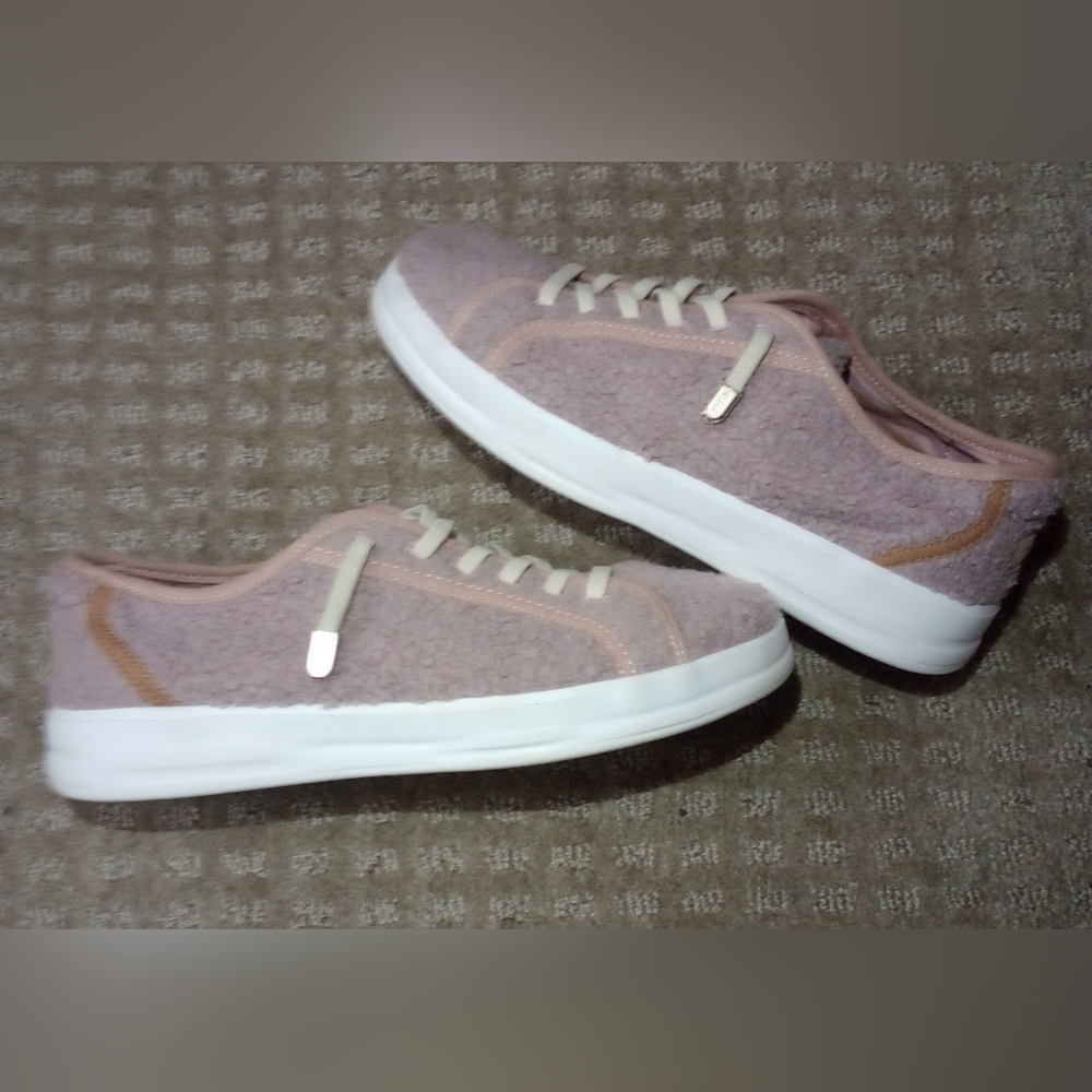 Hey Dude Karina Sherpa Pink Sneakers - Picture 2 of 9